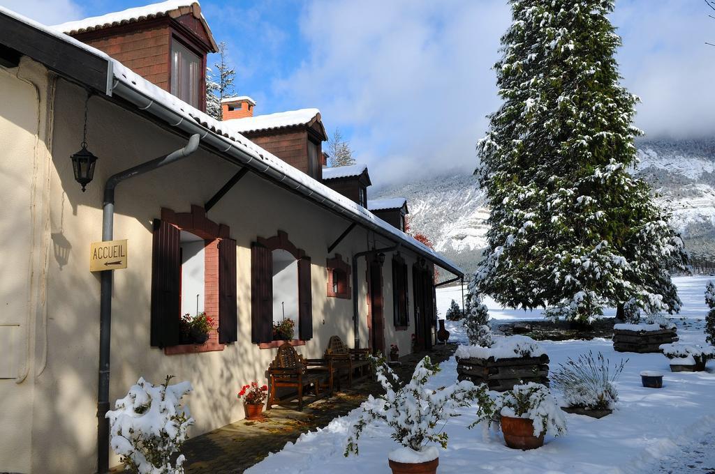 Bed and Breakfast La Source Saint-Pierre-d'Argencon Exteriér fotografie